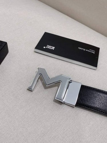 Mont~Blanc万~宝龙 宽3.5Cm 进口双面牛皮 百分百专柜纯铜扣 一带两用 时尚大气 成功男士的必备品 送礼佳品 自行裁剪尺码 扣头可随意搭配！