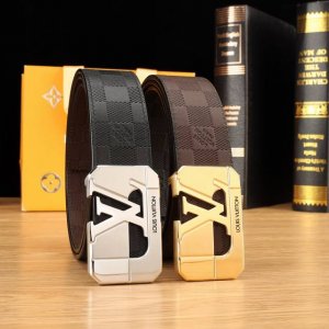 特 路易威登冲孔秘原单高端品质宽度3.8精美钢扣头意大利进口头层原版花纹纹理消晰真实感超强打造全新的视觉3D郊果高档客户入手送礼自用佳品 长度100一125创