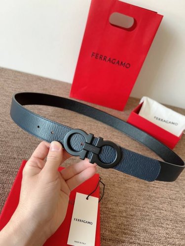 特 Ferragamo.菲拉格慕 全套新款包装 宽度3.5Cm 高级定制款男士皮带 双面进口牛皮 可双面使用 自行选择搭配 真材实料 很有质感 时尚经典不失风范
