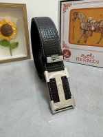 品名：爱马仕.Hermès 原单 材质：原单牛皮腰带 百分百头层牛皮腰带保证真皮，24K纯钢扣，专柜原单品质、做工精细，时尚大牌，送人自用首选 包装： 请认准如