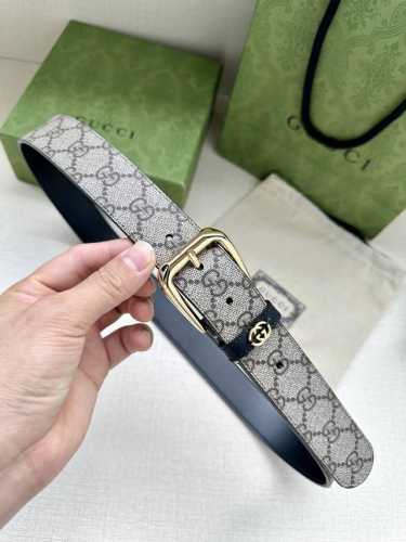 配送专柜全套礼盒包装 宽度3.5Cm Gucci Gg Supreme帆布在每一季都以新颖方式焕新演绎。在本季中，此标志性材质为这款带有深色Gg字母交织图案的男