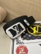 品名：Lv..路易..威登原单 材质：原单牛皮腰带 百分百头层牛皮腰带保证真皮，24K纯钢扣，专柜原单品质、做工精细，时尚大牌，送人自用首选 包装： 请认准如图