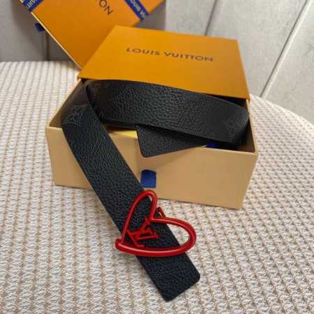 驢家新品 Ss21專櫃在售新品女士系列 寬度3Cm 一面原廠荔枝塗層繪畫工藝 另一面原廠荔枝壓有品牌花紋 經典搭扣 雙面可用 - 点击图像关闭