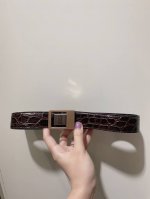 新款ysl，女士腰带，采用意大利双面顶级牛皮材质 压印鳄鱼纹 搭配顶级黄铜扣。宽3.0Cm