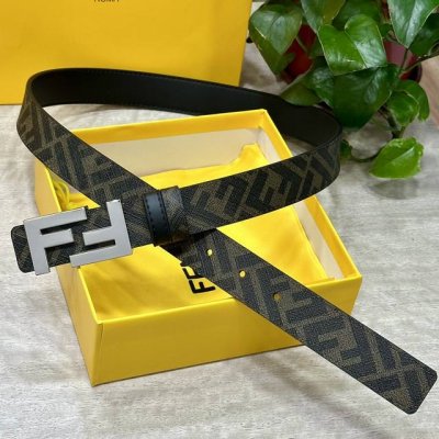 Fendi芬迪专柜同款 宽3.0Cm 双环正反用腰带 Ff按钉搭扣 黑色Cuoio Romano皮革材质 反面面料带有烟草灰和黑色Ff图案 黑色珐琅金属饰面 时