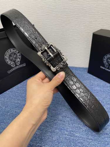 克罗心新款针扣系列腰带，采用小牛皮材质，完美搭配手工车线，经典百搭，时尚大方。