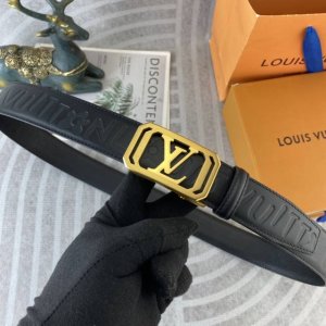 Lv 特种皮腰带自动带系列 ，原厂五金精品不锈钢扣，手感柔软舒适 宽3.5Cm。
