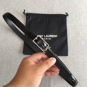 圣罗兰 Saint Laurent 原单高端顶级品质 ，时尚潮流款 ，精品女士真皮腰带。 DDD #Saint Laurent圣罗兰皮带顶级平纹小牛皮软衿腰带，