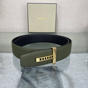 汤姆福特最新网红爆款双面头层牛皮专柜同步3.8宽新款上市了，原版牛皮，搭配铜扣，优雅，大方用的方便。谢谢你转载。