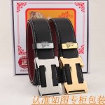 腰带皮带：爱玛仕原单牛皮腰带 男款皮带：材质百分百头层牛皮腰带保证真皮皮带，专柜原单品质、做工精细，时尚大牌，送人自用首选包装： 请认准如图专柜包装赠送打孔器手