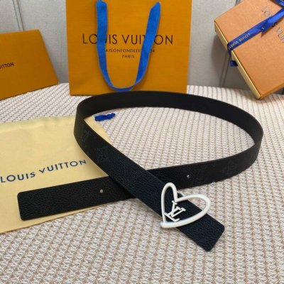 驢家新品 Ss21專櫃在售新品女士系列 寬度3Cm 一面原廠荔枝塗層繪畫工藝 另一面原廠荔枝壓有品牌花紋 經典搭扣 雙面可用