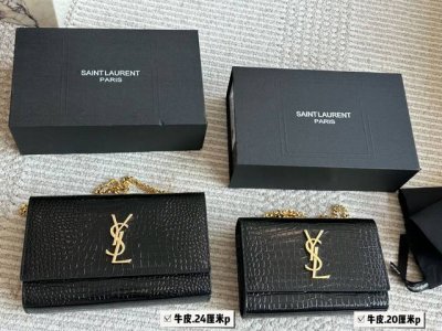 配盒 Size：20*12Cm 小 24*15Cm 大 Ysl Woc信封包 鳄鱼纹牛皮看起来质感特别好！耐磨耐用！ 斜挎腋下