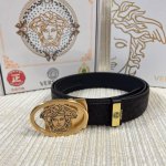 品名：Versace.范思哲 自动带 材质：原单牛皮腰带 百分百头层牛皮腰带保证真皮，24K纯钢扣，专柜原单品质、做工精细，时尚大牌，送人自用首选 包装： 请认