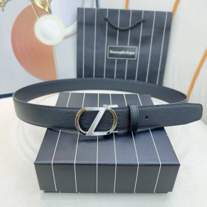 特 品牌： 杰尼亚 新款进口小牛皮，手感细腻柔软。搭配纯钢精品钢扣，男士必备！宽度：3.4Cm