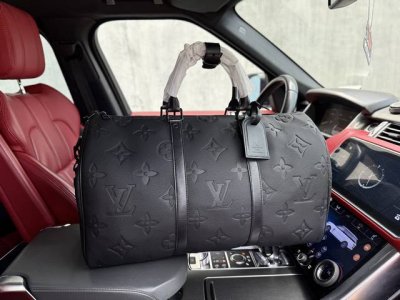 高端货 新款 “Louis Vuitton”Lv旅行袋 路易威登旅行包 Louis Vuitton Keepall 50 老花压印可拆卸可调节肩带 皮革 旅行袋
