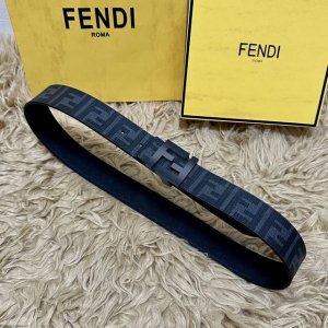 Fendi 芬迪 全套包装 专柜同款 宽4.0Cm 双环正反用腰带 Ff按钉搭扣 黑色Cuoio Romano皮革材质 反面面料带有烟草黄和黑色Ff图案 四方金