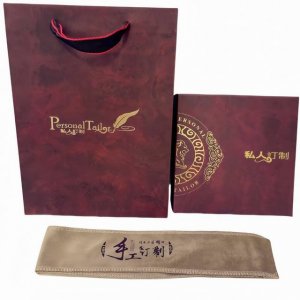 皮带: Stefen Rcici.史特芬.尼茨鳄鱼 腰带: 顶级原单复刻.私人订制高端特供版 等级: 进口原厂头层鳄鱼皮纹路-24K纯钢材质.镶钻石真空电镀工艺