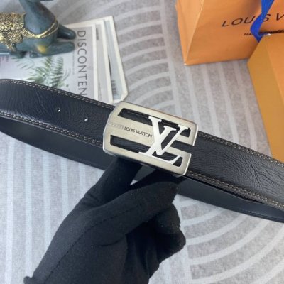 Lv 特种皮腰带系列 ，原厂五金精品不锈钢扣，手感柔软舒适 宽3.8Cm。