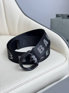 巴黎世家新 全套包装 款织带，潮人必备，Zp开发，细节完美，4.0宽度上身效果特别棒，你值得拥有！