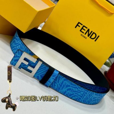 Fendl 芬迪 专柜同款 宽40Mm原版定制天蓝色ffvertigo图案皮料 搭配ff按钉钢扣 时尚潮流 经典百搭款