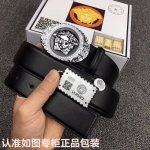 品牌：Versace.范思哲 型号：原单！请认准如图专柜包装 等级：意大利进口百分百头层牛皮，范思哲.Versace，世界著名奢侈品品牌，美人头经典之作，进口头