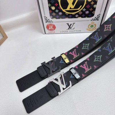 品名：Lv..路易..威登 材质：原单牛皮腰带 百分百头层牛皮腰带保证真皮，24K纯钢扣，专柜原单品质、做工精细，时尚大牌，送人自用首选 包装： 请认准如图专柜