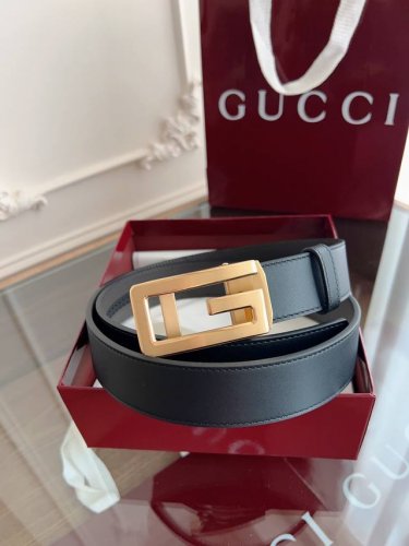 Gucci 古驰 自动平滑扣腰带 精钢打造五金 宽度35Mm宽 双面头层牛皮 自由裁剪设计