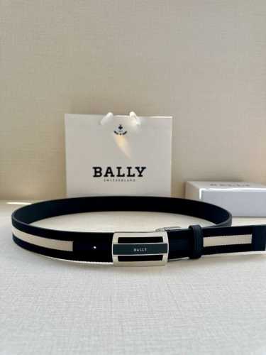 特 Bally 巴利 专柜同款 男士腰带 宽3.4Cm 这款选用反面进口牛皮精制而成 正面金属珐琅扣 简约百搭 可调式长度可轻松匹配完美尺寸