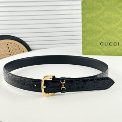 Gucci、马衔扣腰带，女士鳄鱼纹，3Cm