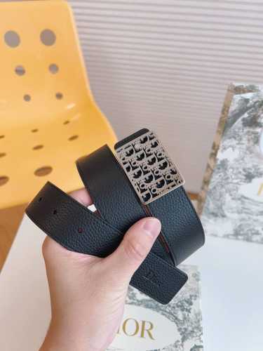 Dio* 迪家必入 绝美Cd字母扣皮带 商务休闲两相宜 明星同款顶级原单 细节 3.5Cm 修长带宽优化腰臀比 双面可戴一皮带=两造型 古金电镀Cd扣光影下自带