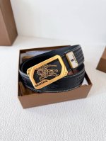 品名 巴宝莉.Burberry腰带 皮带 原单 型号 挂扣 经典纯钢材质挂扣 实物拍摄 头层牛皮 材料 百分百头层牛皮 保证真皮 双面可用专柜同等质量 经典双面