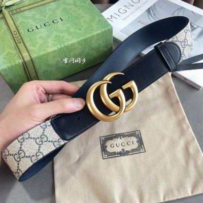 今年最时尚蓝系列 Gucci小牛皮拼接Gg Supreme 老花帆布，对版3孔调节，横标Logo编号:400593 92Tlt宽4.0Cm 复古Gg扣
