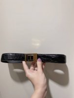 新款ysl，女士腰带，采用意大利双面顶级牛皮材质 压印鳄鱼纹 搭配顶级黄铜扣。宽3.0Cm
