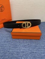 特 爱马仕Hermes 原单爱马仕，宽3.8Cm进口原版皮带身，精品电镀五金 ！