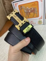 品名：爱马仕.Hermès C原单 材质：原单牛皮腰带 百分百头层牛皮腰带保证真皮，24K纯钢扣，专柜原单品质、做工精细，时尚大牌，送人自用首选 包装： 请认准