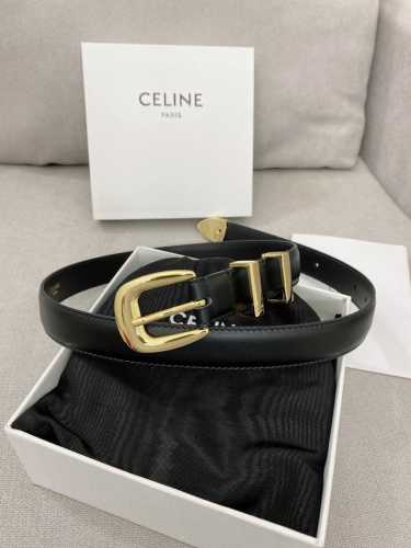 特 赛琳.Celine 全套包装 女神必备原单腰带，火爆款式，原厂小牛皮制作，上身效果舒适，时尚百搭，宽度1.8Cm 2.5Cm 可供选择