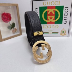 品名：古奇.Gu...Ci 原单 材质：原单牛皮腰带 专柜原单品质、做工精细，时尚大牌，送人自用首选 包装： 请认准如图专柜包装赠送打孔器手提袋专柜礼盒宽度3.
