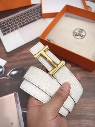 特 Hermes 爱马仕皮带 ，3.2Cm宽度，