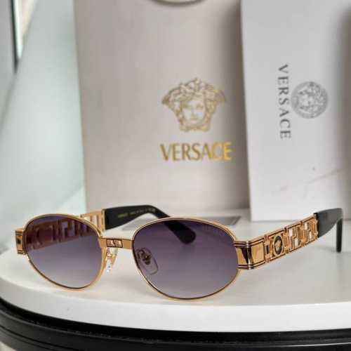 Versac*Model：Mods44 Size：55口18-145