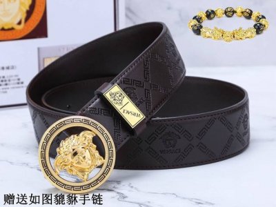 皮带：范思哲.Ver 原单 腰带：百分百头层牛皮，保证真皮。24k纯钢扣双面可用专柜同等质量， 送人自用首选 包装： 请认准如图专柜包装，赠送打孔器，银联发票，