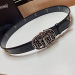 克罗心 可拆卸款 精品铜扣搭配经典宝剑小五金树膏皮皮带， 酷炫十足。宽度3.7Cm