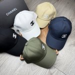 特价 C家 Chanel 2025新品双面鸭舌帽 延续了Chanel一贯的素雅简约的风格 内敛含蓄却又热情洋溢 正品开模 非常百搭 男女通用 亲们可以看细节 车