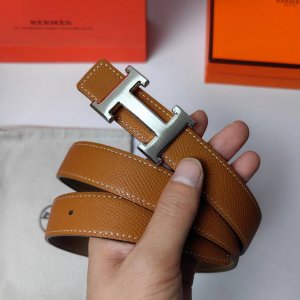 爱马仕 女款 专柜在售爆款 感谢客户反馈实拍图，顶级货2.5CM 自己看细节都有货 码数齐