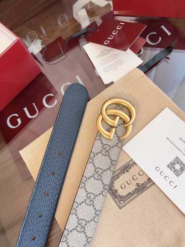 绝美Gucci 双G男士新款腰帶 專櫃同步 寬3.5厘米 帶身帆布灰老花-拼進口猪皮紋黑色 精緻真空電鍍双G鋼扣 雙面可用