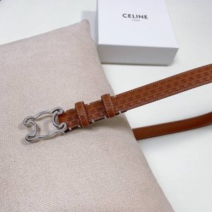 特 Celine 压小花 Triomphe中号Triomphe压印天然牛皮革腰带 2.5Cm 最新款