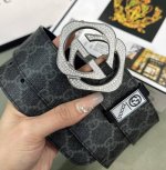 皮带：古奇.Gu...Cci原单 镶钻 腰带：百分百头层牛皮，保证真皮，24K镶钻纯钢扣双面可用专柜同等质量， 送人自用首选 包装： 请认准如图专柜全套礼盒包装