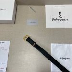 品牌：圣罗兰 等级：原版私货.定制头皮，专柜售、堪比正品！油边精致 电脑车线 手感柔软.实物拍摄无修饰 上身效果超好、长度不可裁剪.配专柜全套包装.送礼自带首选