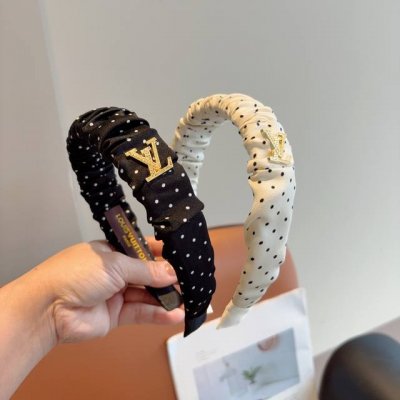 配包装 Lv 路易威登 经典新款波点发箍，时尚可爱宽边头箍，专柜最新款来袭时尚百搭，女神必入 ！