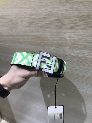 新款 Fd 宽38 Mm 支持Nfc 芯片扫描，标志造型皮带，原版亮面间色 亚克力F铆钉扣，进口原版小牛皮压花制成，镀金表面金属制品，品质保证，非市场通货！