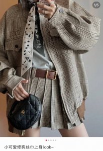 Chanel23P小狗丝带，专柜同款，可当小围巾，绑头发，绑手袋，绑在手腕装饰！多功能随便你搭配！双面斜纹真丝！规格6*120！